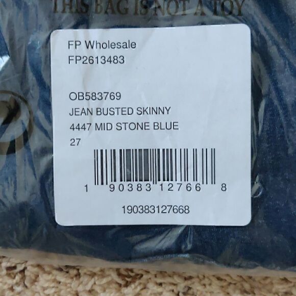 NEW $78 Free People High Rise Busted Skinny Jean 27 - Picture 8 of 10